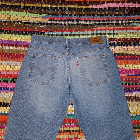 Bootcut levi jeans - Picture 2 of 3